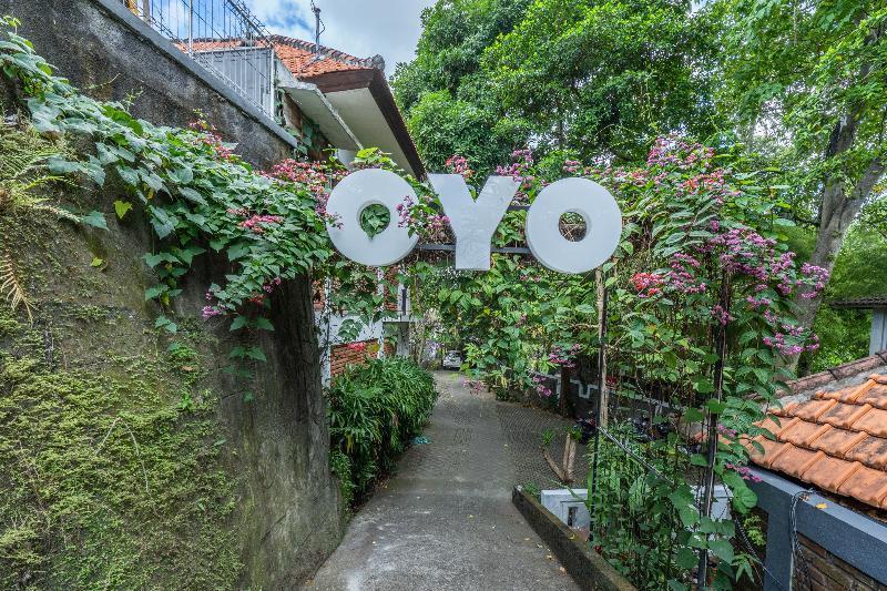 Oyo 785 Van Mandri Guest House Dalung  Εξωτερικό φωτογραφία